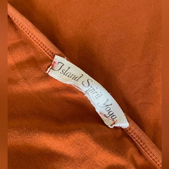 Tank Top with Geometric Design - Picture 4 of 4